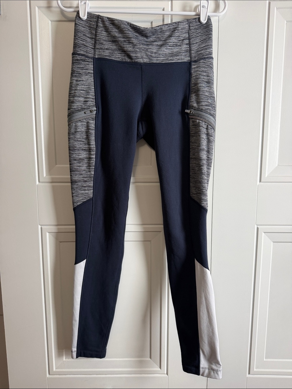 Athleta Navy and Heather Gray Colorblock High-Rise Leggings